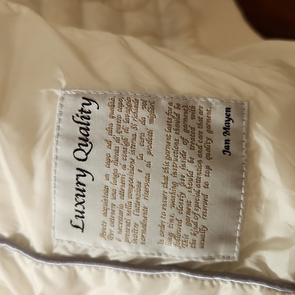 JAN MAYEN Cream Quilted Jacket - Picture 9 of 12